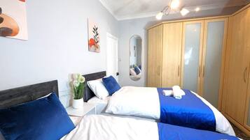 5 bedrooms, WiFi