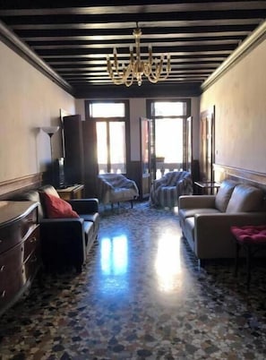 Living area - Magno Apartment (Venice)