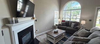 Conveniently located High Point Townhome