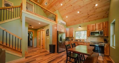 The Riparian | Hocking Hills, Plunge Pool, Hot Tub