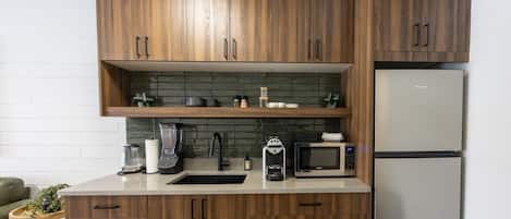 Fridge, dishwasher, toaster