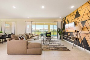 House, Patio, Courtyard View | Living area - 8904-TropicalHaven (Kissimmee)