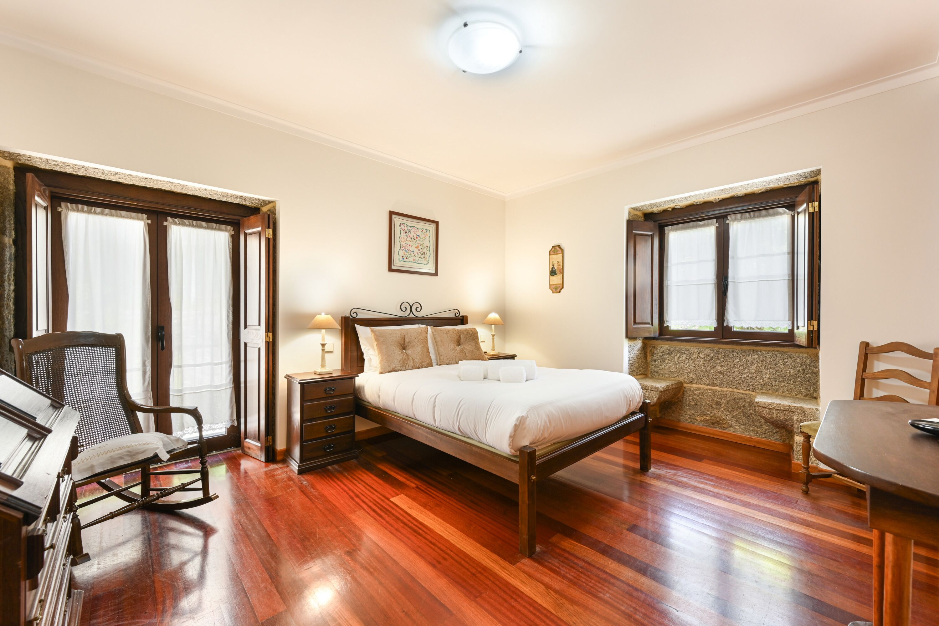 4 bedrooms, internet