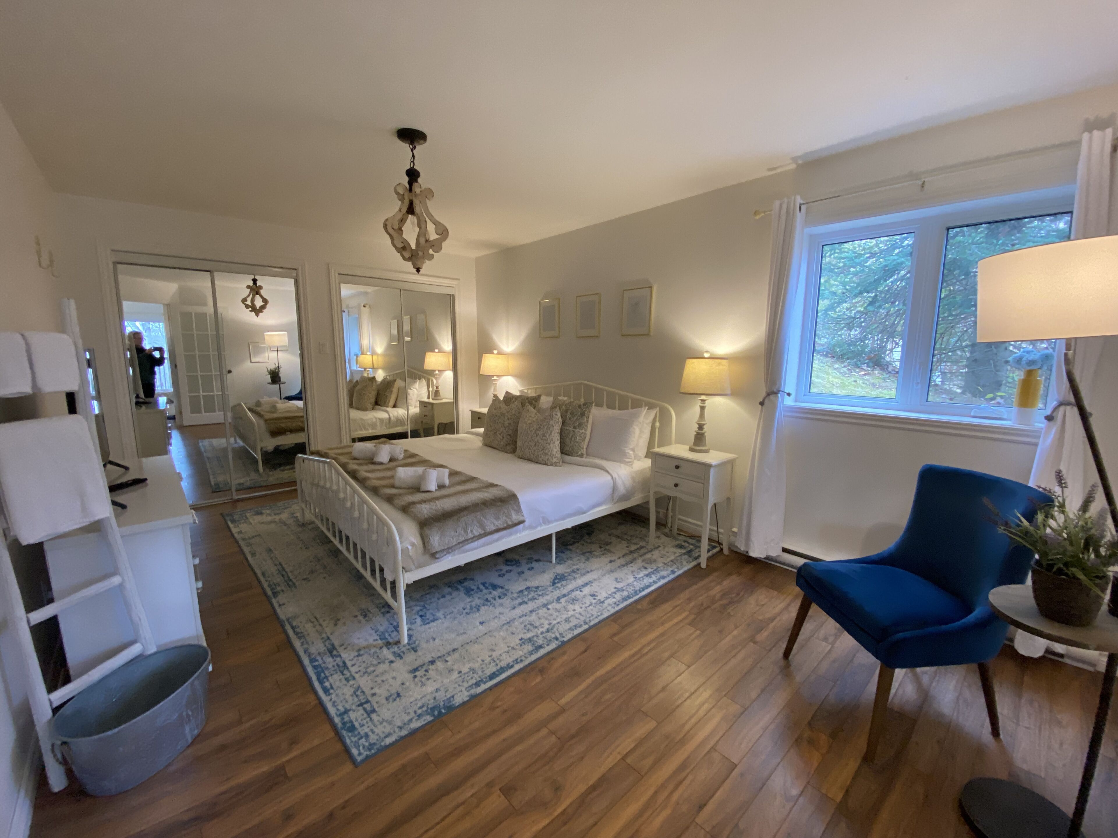1 chambre, fer et planche à repasser, Wi-Fi, draps fournis