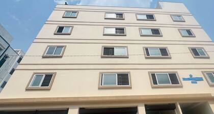 Classic Hotel O Temple Road Vemulavada