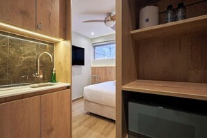 Shower, hair dryer, shampoo - Geko | Smart Loft w/ Wifi  in Central Miraflores (Miraflores)