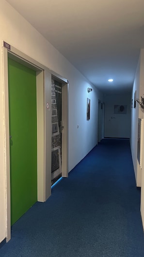 Quadruple Room | Interior