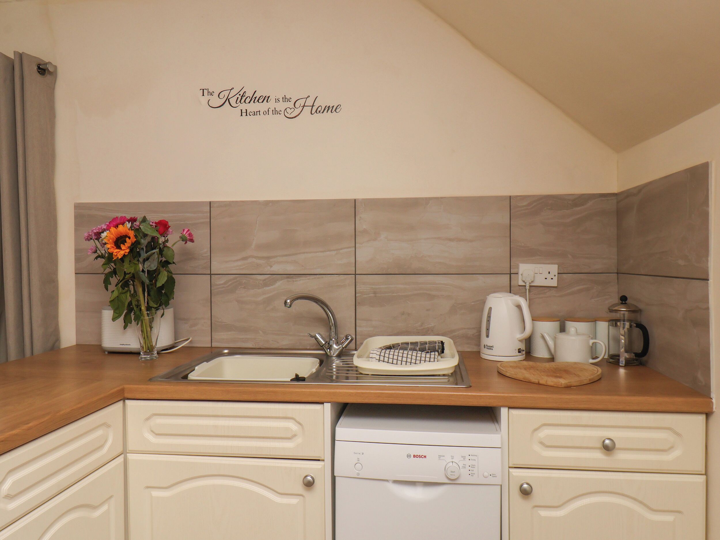 Dishwasher, cookware/dishes/utensils