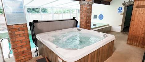 Cottage | Spa