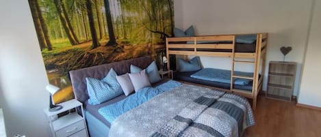 1 bedroom, free WiFi, bed sheets