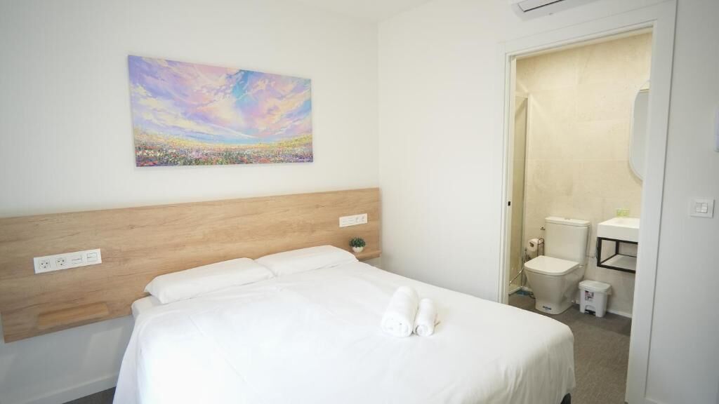 Habitación doble, patio, vista al patio | Baño | Secadora de cabello 