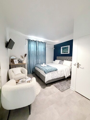 Chambre "Bonheur" élégante et tout confort.