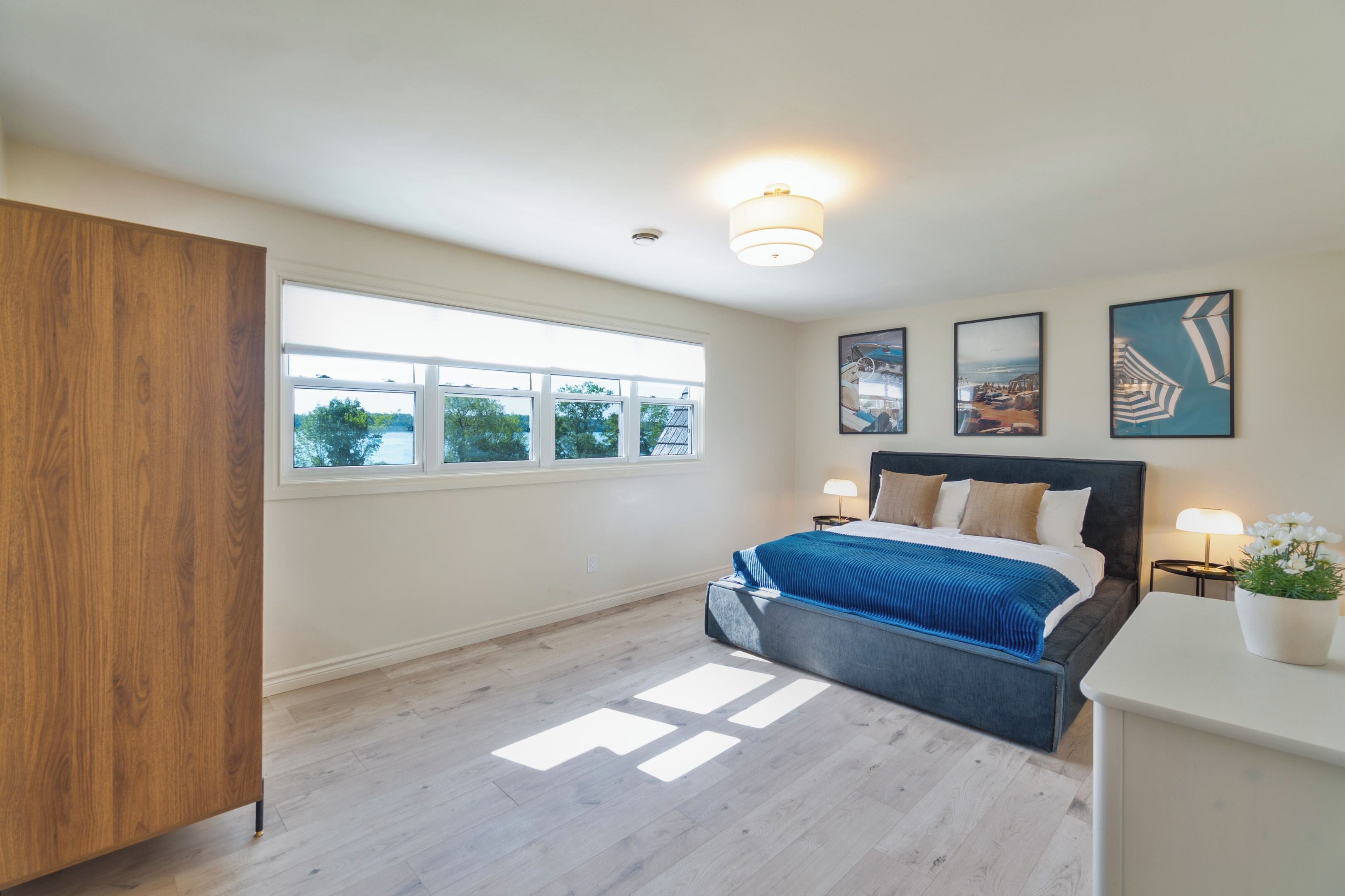Quarto quádruplo superluxo, piscina particular, vista para o lago | Ferros/tábuas de passar roupa, Wi-Fi de cortesia, roupa de cama