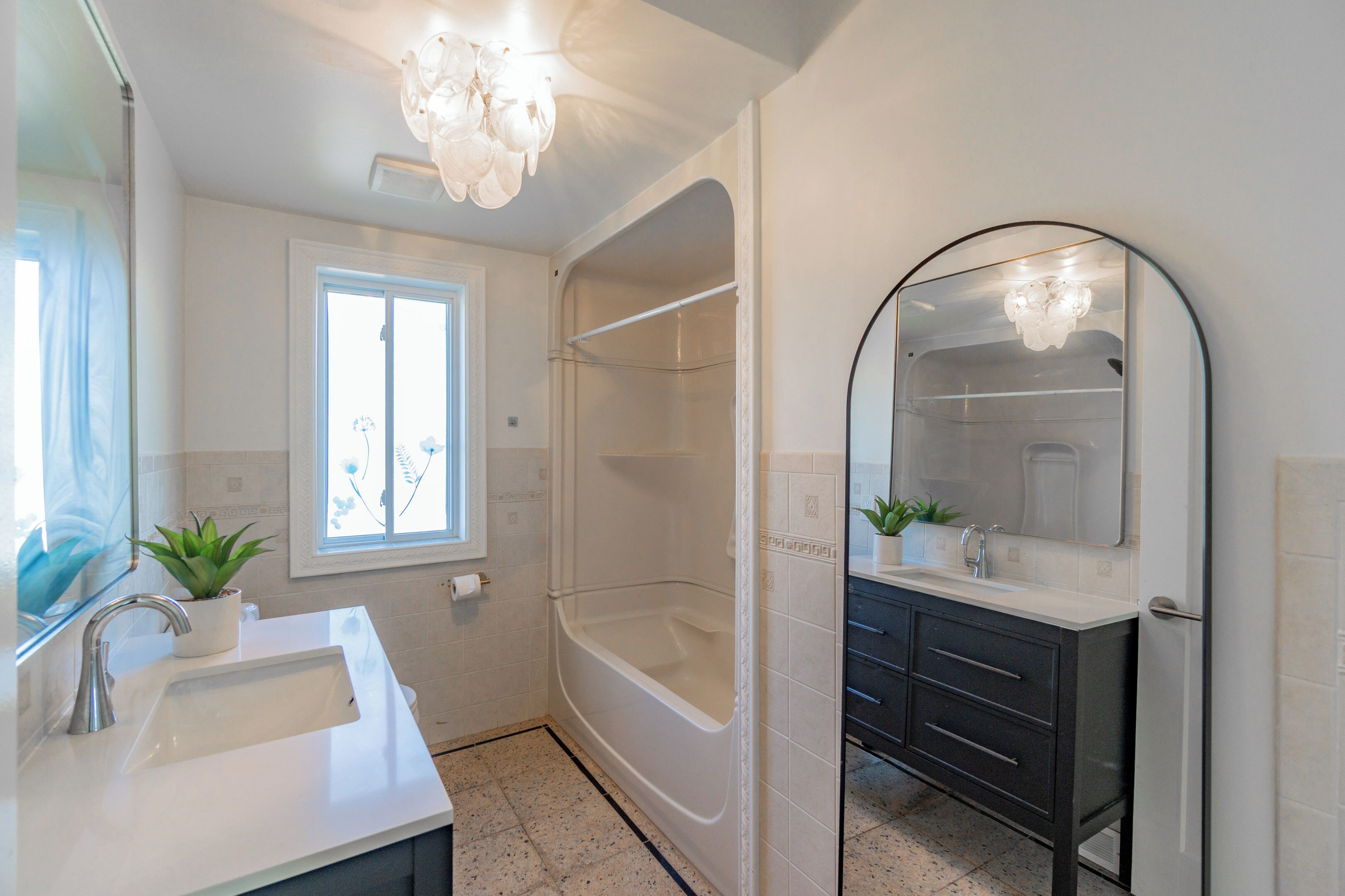 Luxury-Doppelzimmer, eigener Pool, Seeblick | Badezimmer