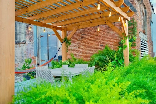 1.2• Generator • 1st Floor • Parking • 1BR • 230sf