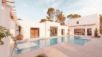 House | 7 bedrooms