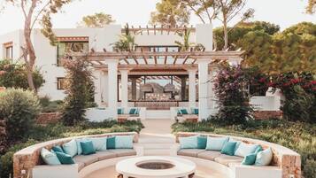House | 7 bedrooms