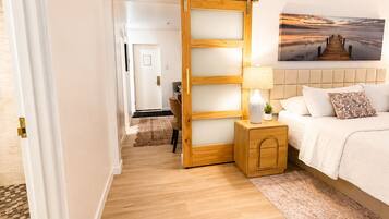 Luxury Suite, Multiple Beds, Non Smoking, Kitchenette