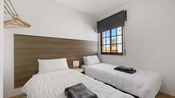 2 bedrooms, WiFi, bed sheets