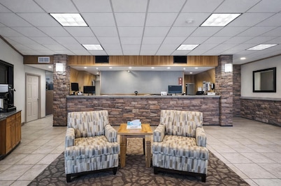 Studio 6 Suites – Rawlins, WY