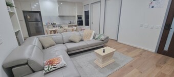 Stylish Salisbury Residence — Functional Layout, Modern Finishes, Prime Location