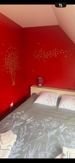 4 Schlafzimmer, Bügeleisen/Bügelbrett, WLAN, Bettwäsche