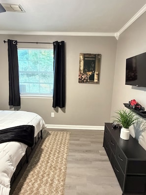 2 Schlafzimmer, Bügeleisen/Bügelbrett, WLAN, Bettwäsche