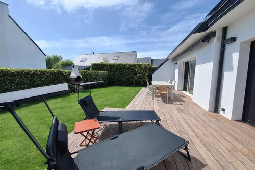 House 300 meters from the beach 