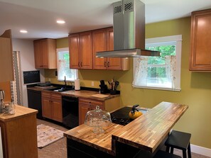 Private kitchen - A 3-bedroom mountain retreat perfect for families, friends, and every adventure! (Zirconia)