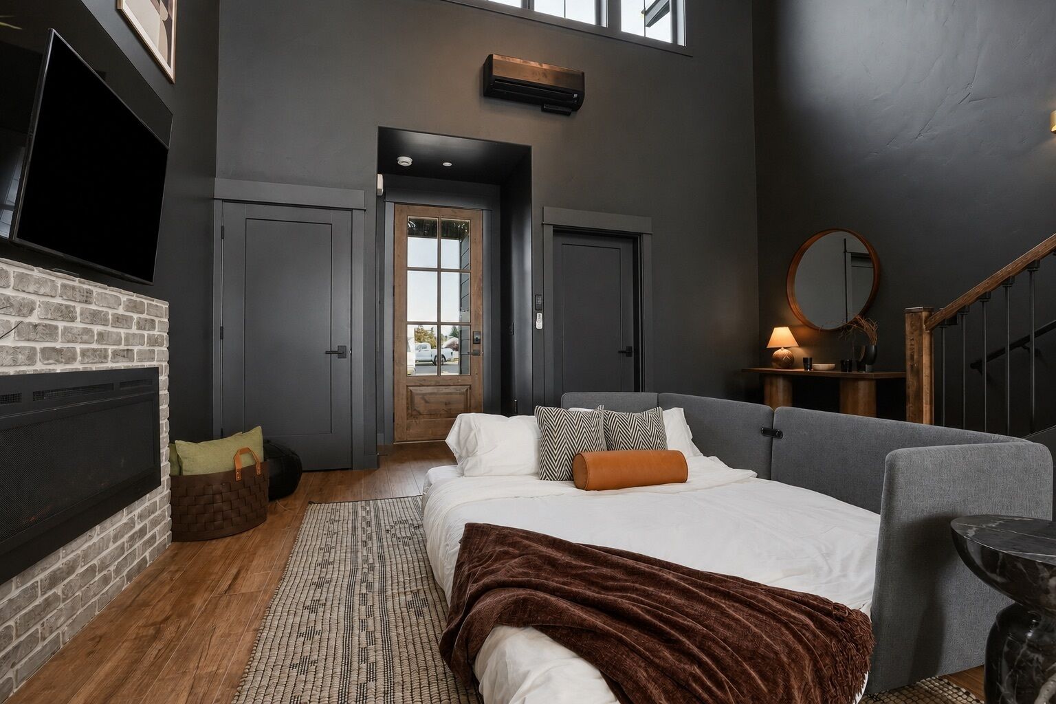 1 dormitorio, tabla de planchar con plancha, wifi gratis y ropa de cama