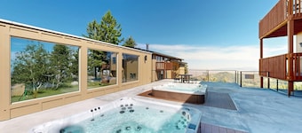 Bogus Basin Ski Condo | Walk to the Lifts