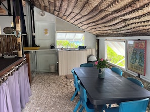 Outdoor dining - Fare Miki Miki (Huahine)