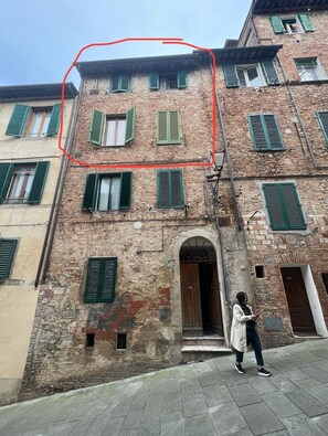 Exterior - New!  Huge luxury three bedroom apartment in the Historic Centre of Siena (Siena)