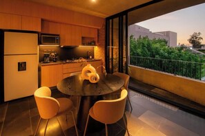 Dining - Mana · Loft Céntrico · Zona Financiera GDL (Guadalajara)