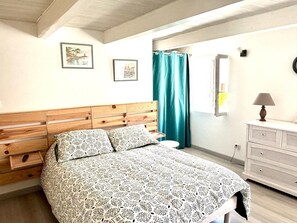 Internet, bed sheets - La Vigne, quiet and central (Retournac)