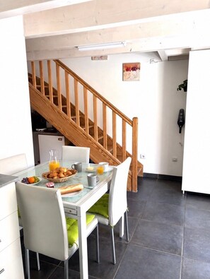 Dining - La Vigne, quiet and central (Retournac)