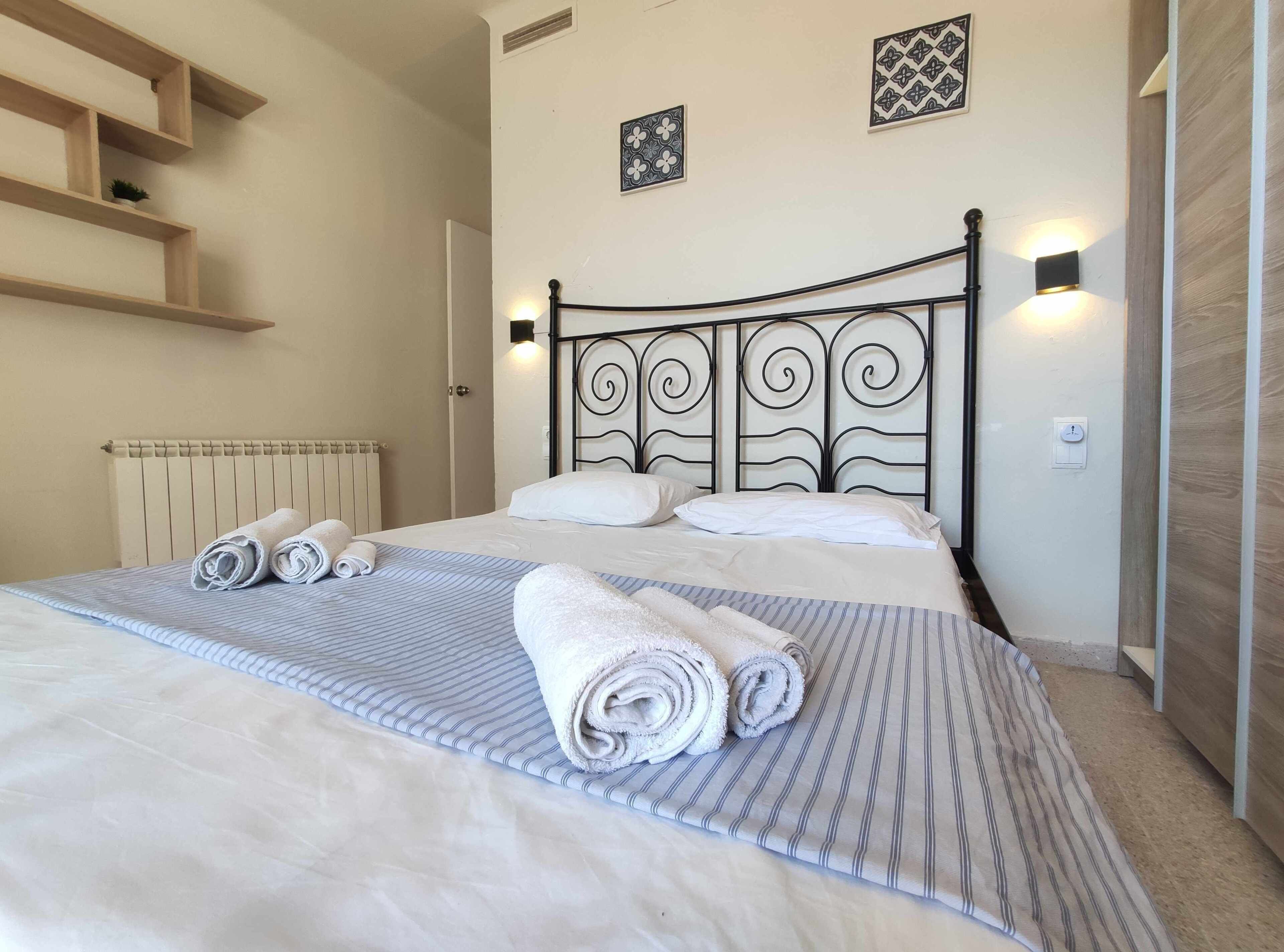 Apartment, 3 Bedrooms, Smoking, Balcony | 4 bedrooms