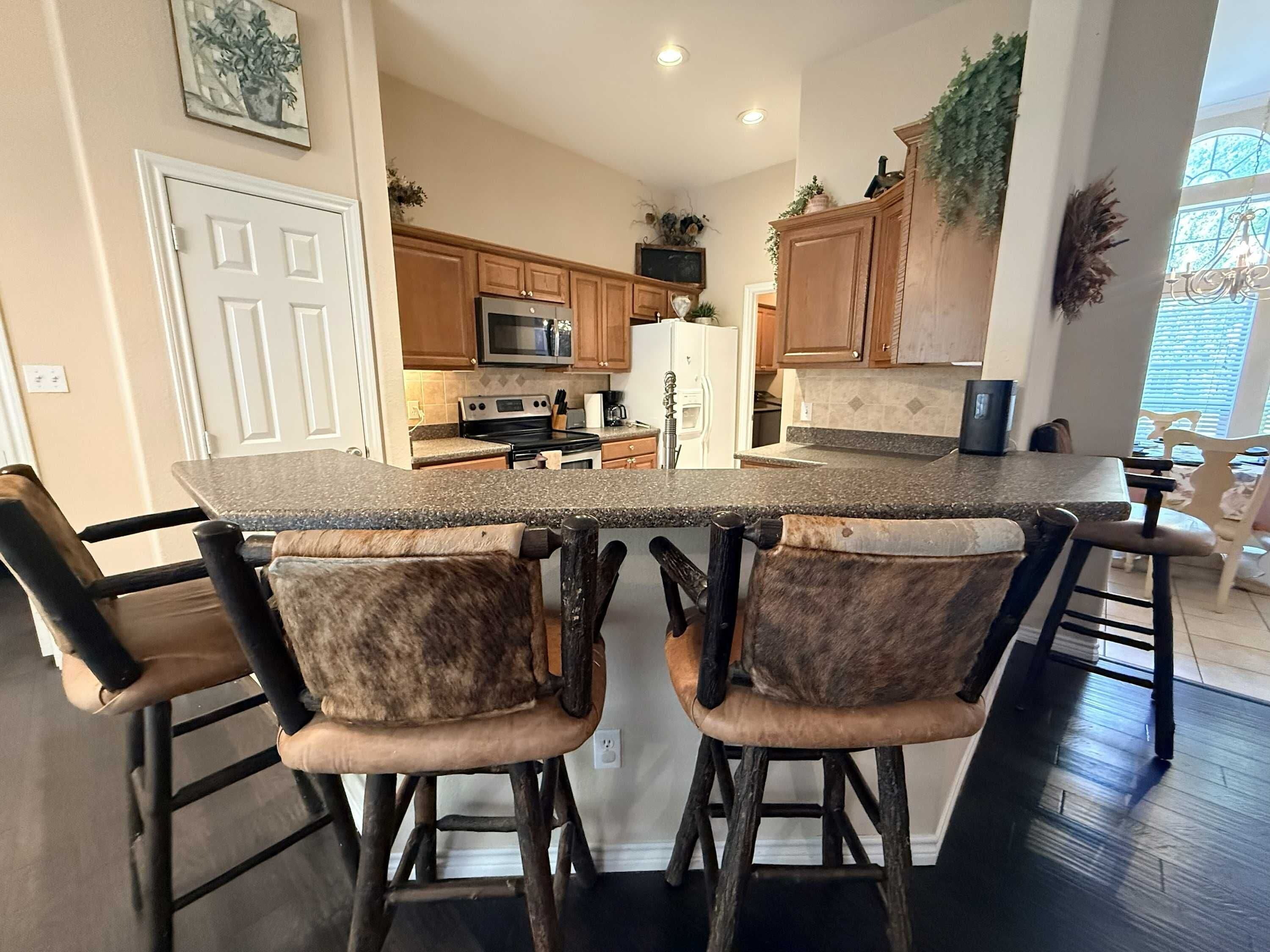 Coffee/tea maker, fridge, stovetop, dishwasher