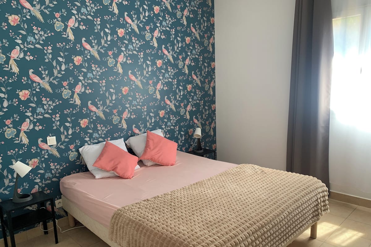 Habitación doble | Escritorio y wifi gratis