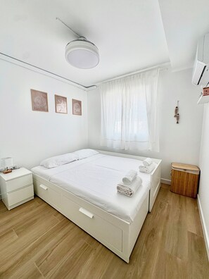 Room - Residencial Zahara Lirio, Bloque 1 Jardín 9 (AN)