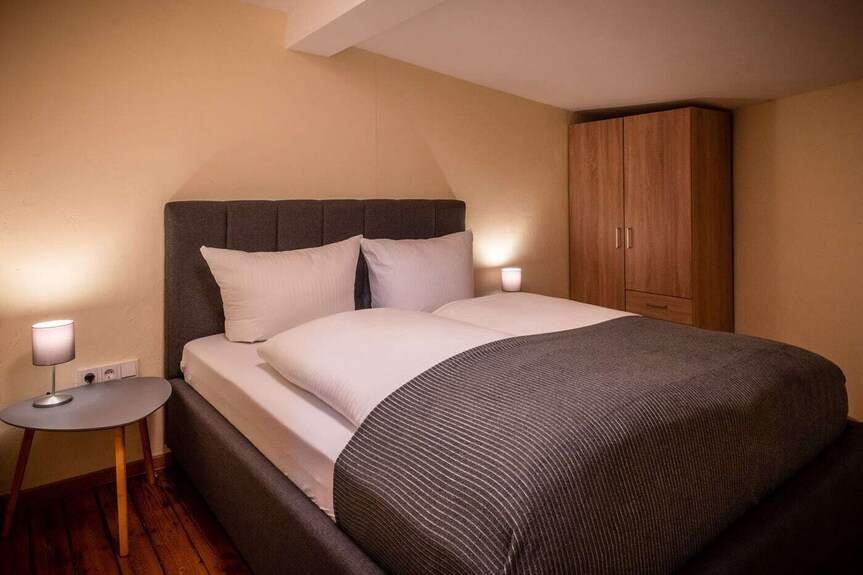 Ferienwohnungen Reinhilde - Wohnung Taubenhaus - Hahn