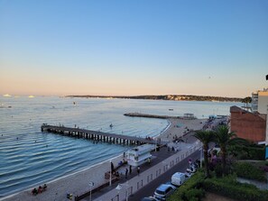 Liegestühle, Strandtücher