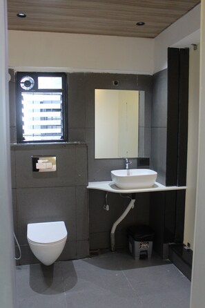 Bathroom - Lumiere A boutique Hotel (Pune)