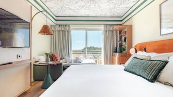 Room, 1 King Bed (Essential)
