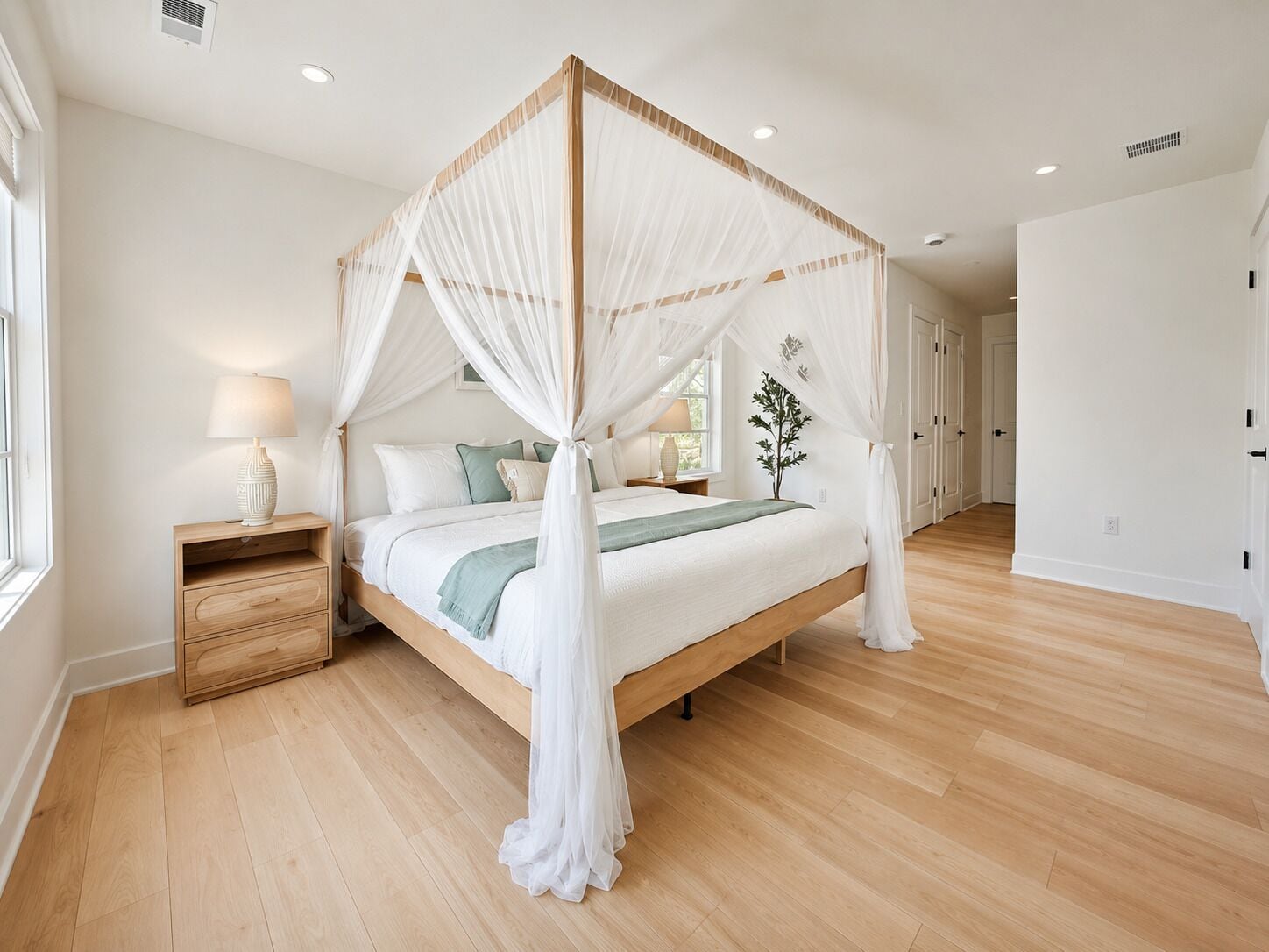 4 chambres, fer et planche à repasser, lit parapluie, Wi-Fi gratuit
