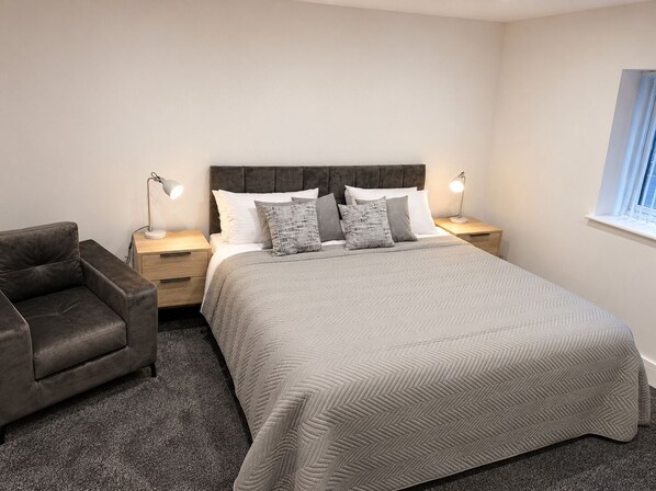 Room - Modern 2-Bed Flat Near Donington & EMA 2 (Long Eaton)