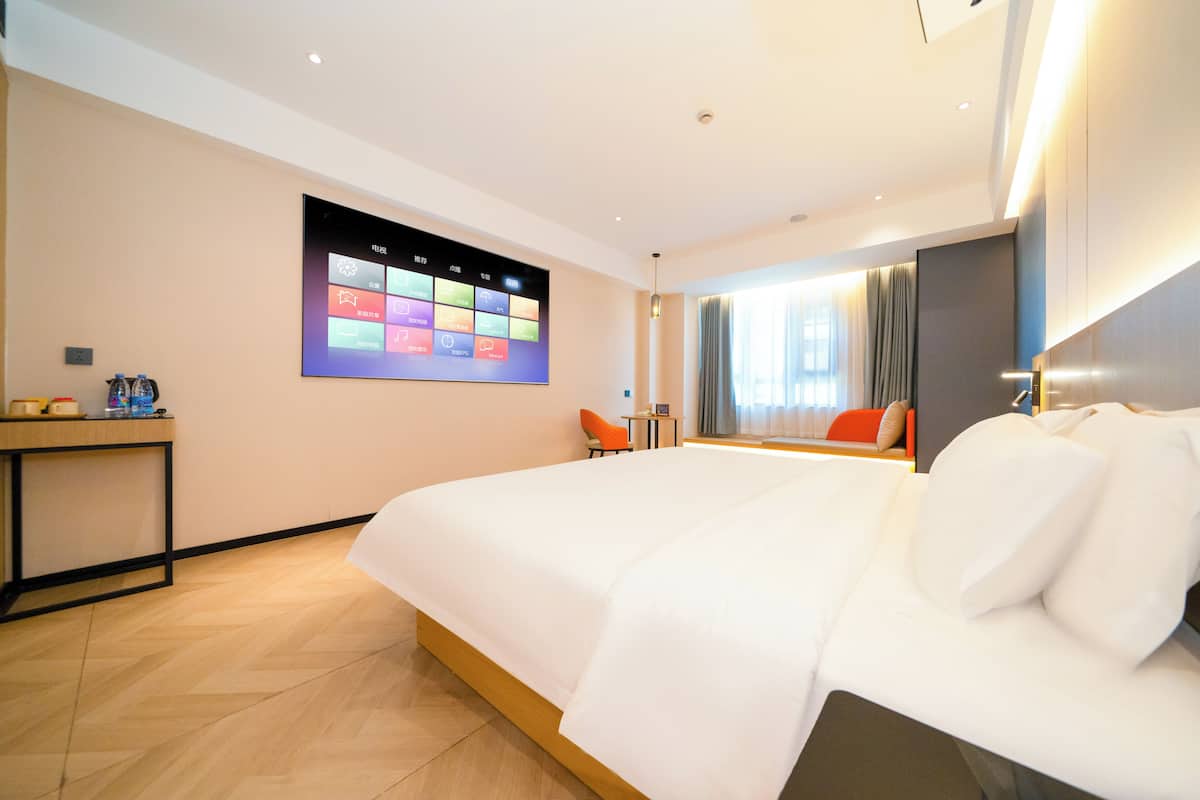 Habitación Deluxe doble, vistas a la ciudad | Escritorio, espacio para trabajar con un portátil, wifi gratis