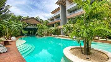 Indoor pool, outdoor pool