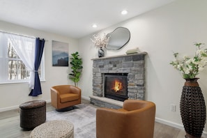 Interior - PrivatePool@HolmesHideaway~6Bd6Bt~Arcades~~Theater (Long Pond)