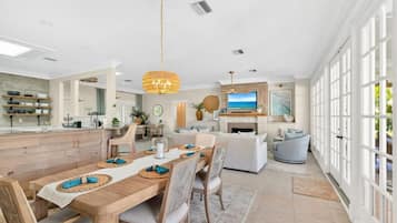 Family House, Patio, Canal View | Living area | Computer monitors